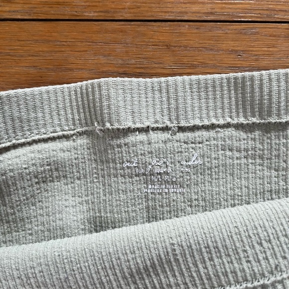 URBAN OUTFITTERS TUBE TOP - Picture 3 of 3